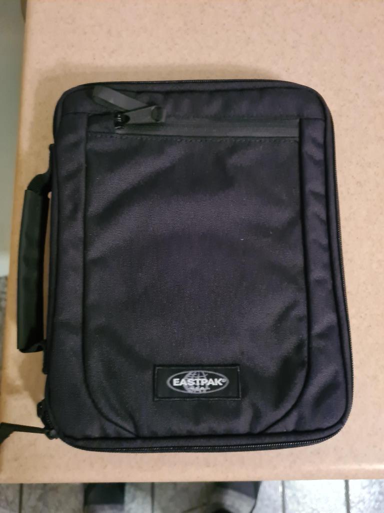 Blanket Eastpak, 25 à 40 cm, Enlèvement, Eastpak, Neuf