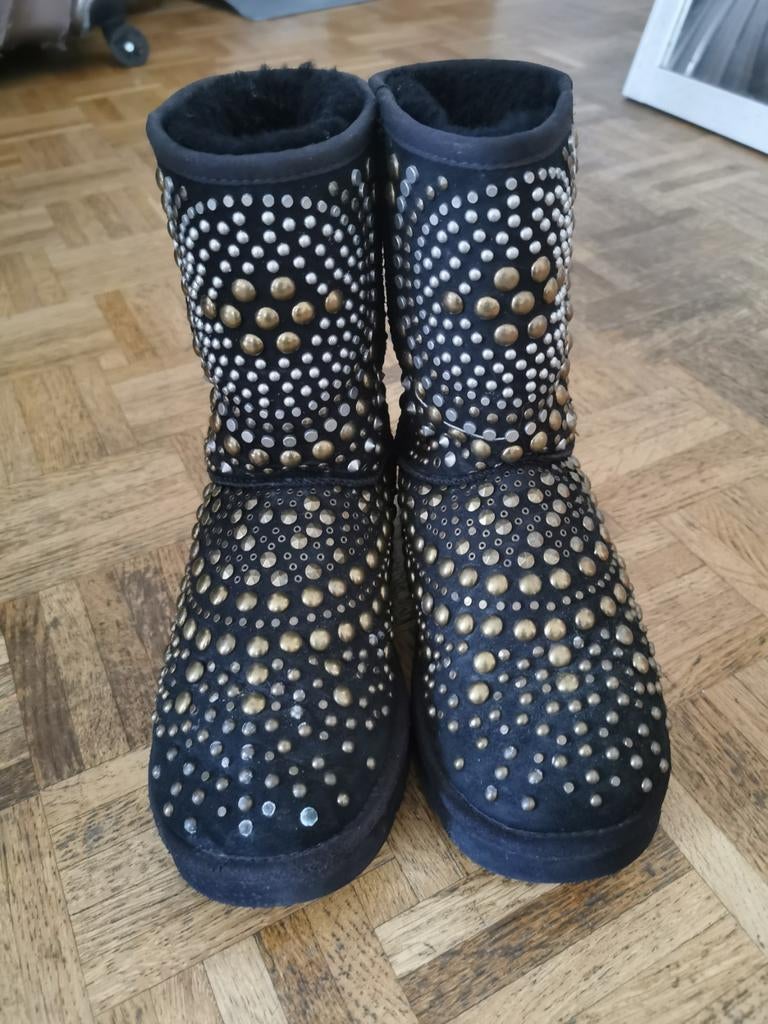 Boots Fourrées UGG /Jimmy Choo, Enlèvement ou Envoi, Porté, Noir