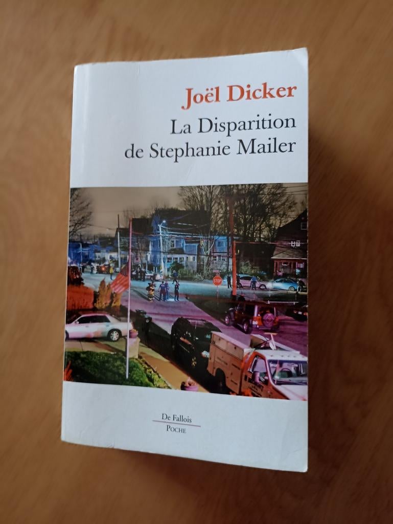 La disparition de Stephanie Mailer de Joël Dicker, Ophalen of Verzenden, Zo goed als nieuw