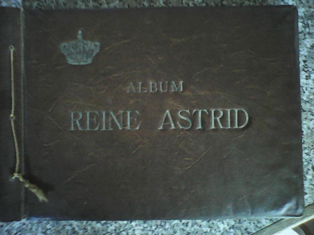 Album REINE ASTRID, Ophalen, Gebruikt, Kaart, Foto of Prent