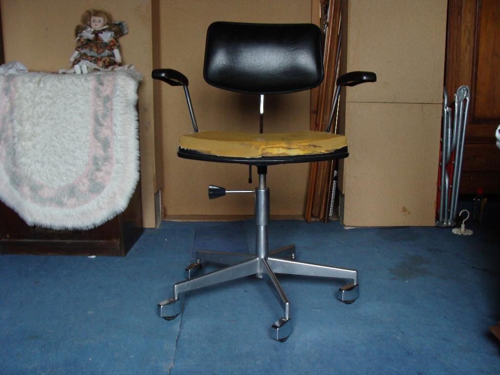 chaise, bureau à roulettes, marque Desoer Acior, à rénover, Maison & Meubles, Chaises de bureau, Utilisé, Chaise de bureau, Noir