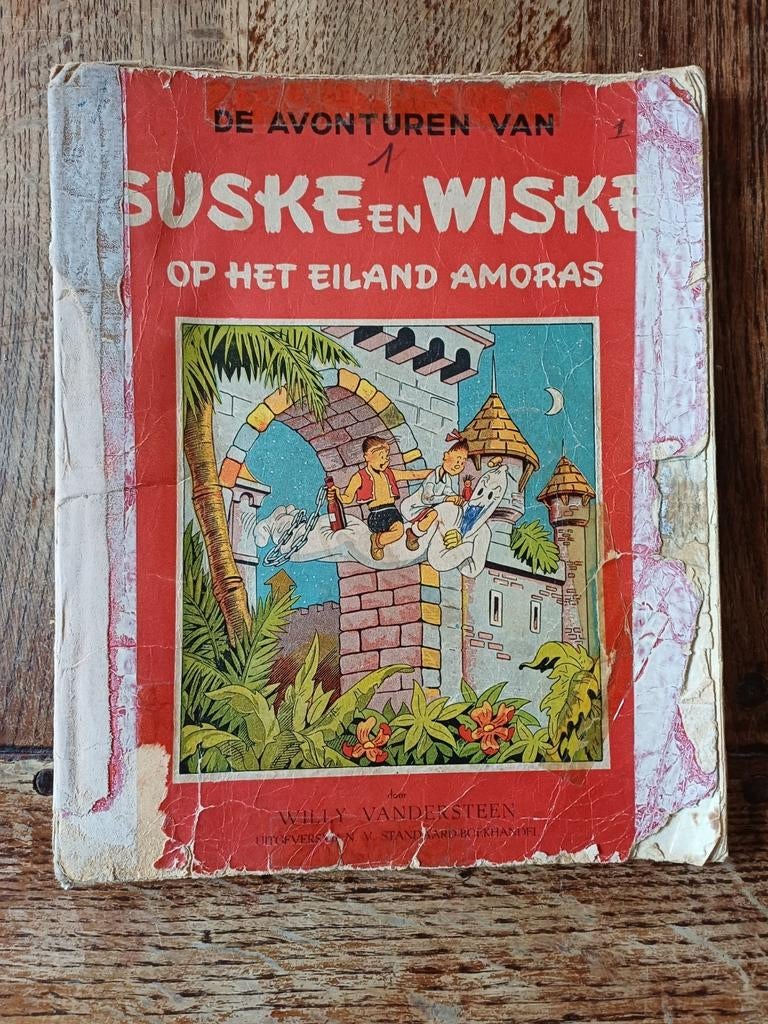 Bijna complete rode ongekleurde reeks Suske en Wiske, Meerdere stripboeken, Ophalen of Verzenden, Gelezen, Willy Vandersteen