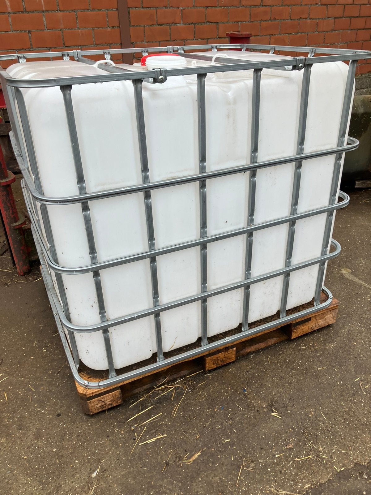 Ibc regenwater vat 1000 l met kraantje, Zakelijke goederen, Landbouw | Werktuigen, Ophalen