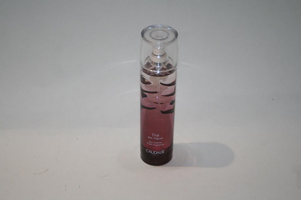 CAUDALIE Thé des Vignes Eau Fraîche 100 ml comme neuf, Bijoux, Sacs & Beauté, Enlèvement ou Envoi, Comme neuf