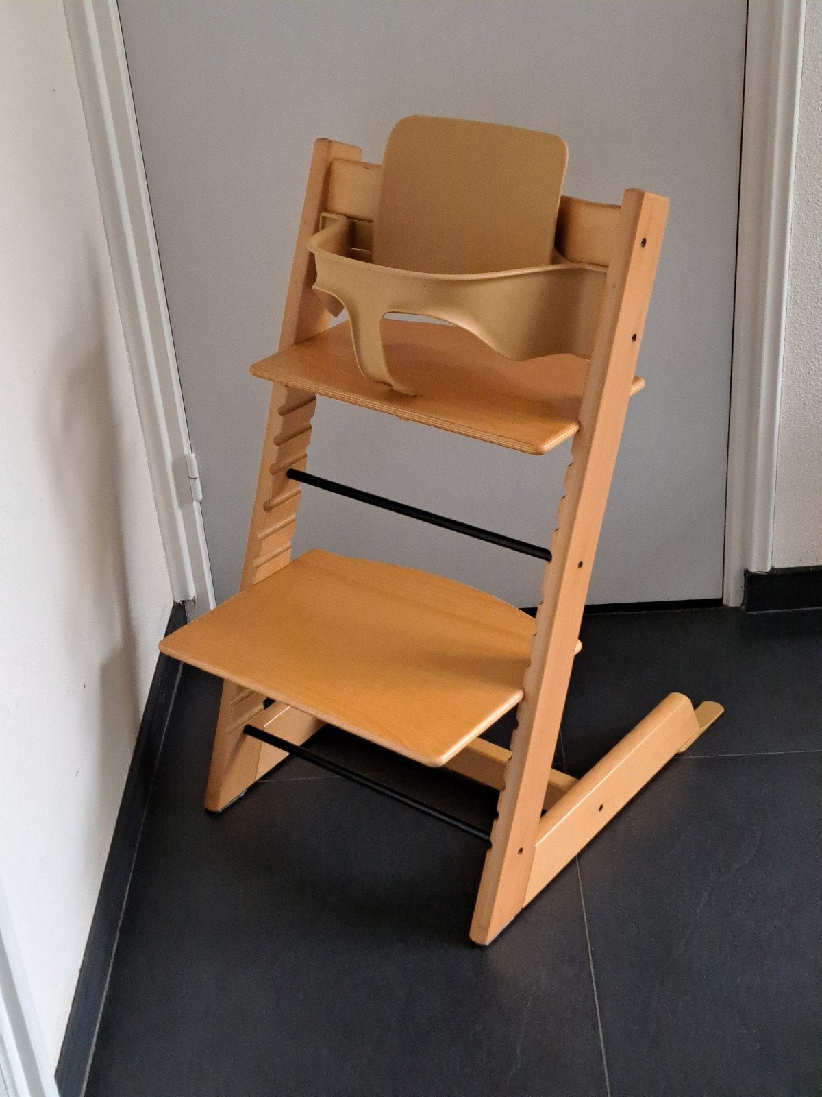 Stokke Tripp Trapp kinderstoel met originele babyset, Ophalen, Zo goed als nieuw, Meegroeistoel, Aanschuifbaar
