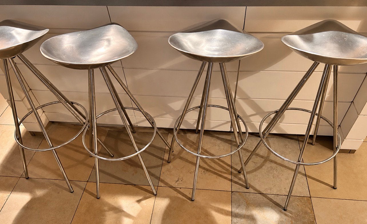 tabourets Jamaica, design Pepe Cortés pour Amat., 4 tabourets, Enlèvement, Utilisé