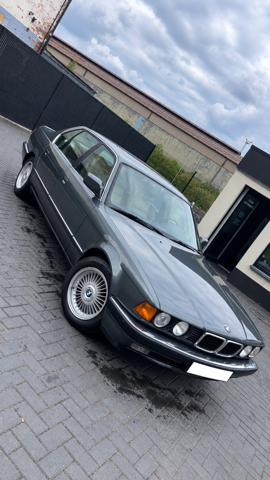 BMW E32, Auto's, Automaat, Beige, Overige kleuren, 12 cilinders