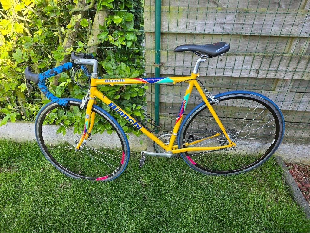 Bianchi koersfiets, Ophalen, Gebruikt, 10 tot 15 versnellingen, Velgrem
