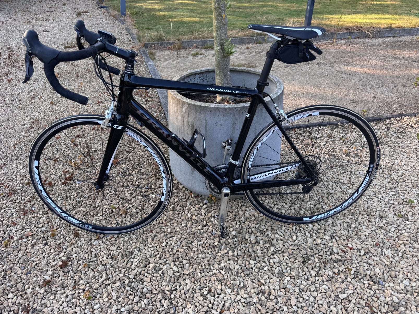 Vélo de course de vélo de route en carbone neuf, Enlèvement, Comme neuf, Carbone
