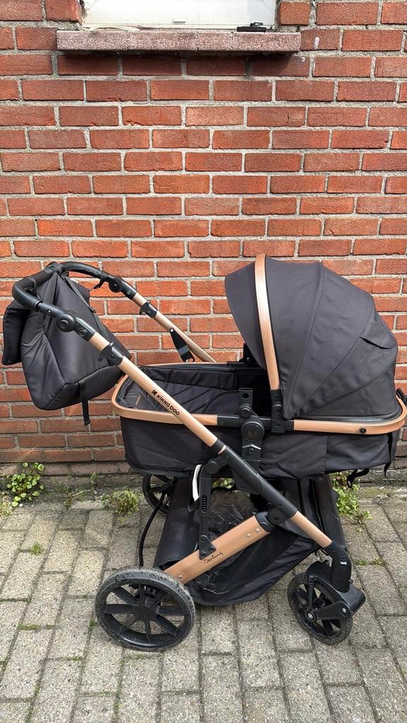 Complete set van Kikkaboo, ideaal vanaf de geboorte, Ophalen, Zo goed als nieuw, Kinderwagen, Met reiswieg