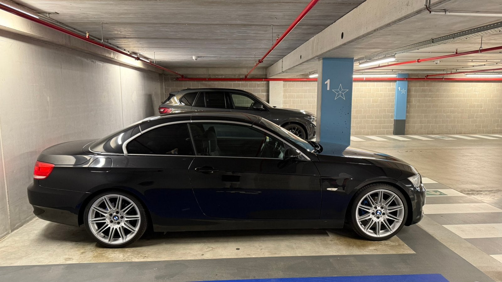 BMW E93 320i AUTOMAAT, Auto's, Automaat, Achterwielaandrijving, Zwart, 4 cilinders