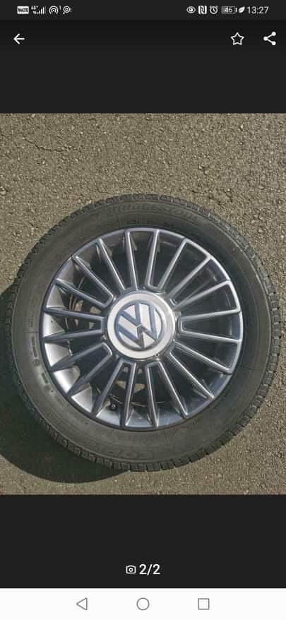 Jantes vw up avec pneus été tres bon etat, Enlèvement ou Envoi