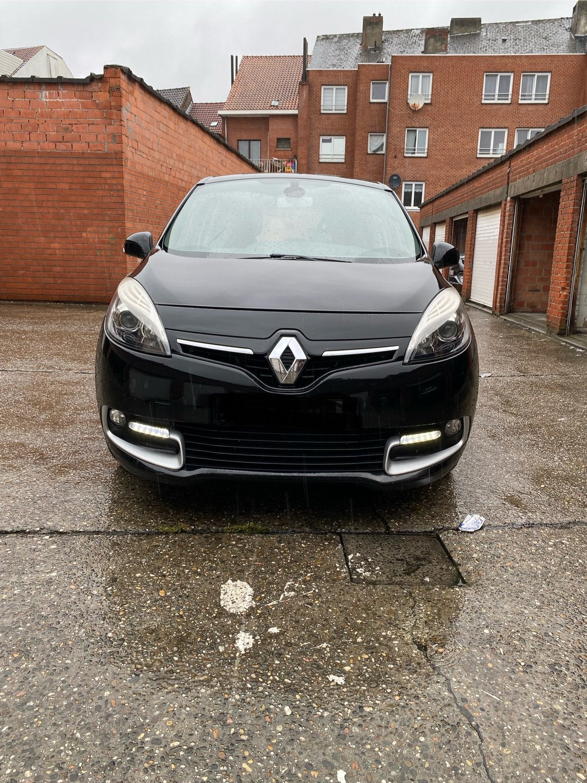 Renault scenic 1.2 benzine airco gekeurd vvk prijs 4750€, Auto's, Renault, Euro 5, Stof, Zwart, Parkeersensor
