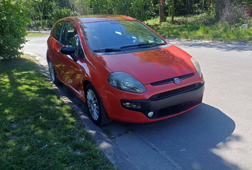 Fiat punto evo prête à immatriculée, Autos, Electronic Stability Program (ESP), Boîte manuelle, Autres couleurs, Noir
