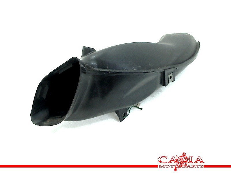 LUCHTINLAAT LINKS GSX R 600 2004-2005 (GSXR600 K4 / K5), Dhr. S. di Majo, Gebruikt, Info@cama-motorparts.nl, P.J. Troelstraweg 8 8
3144 CX  MAASSLUIS, NL
