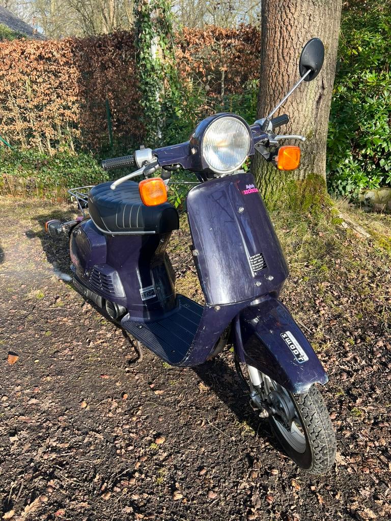 MOET WEG!!! Honda melody, Fietsen en Brommers, Ophalen, Zo goed als nieuw