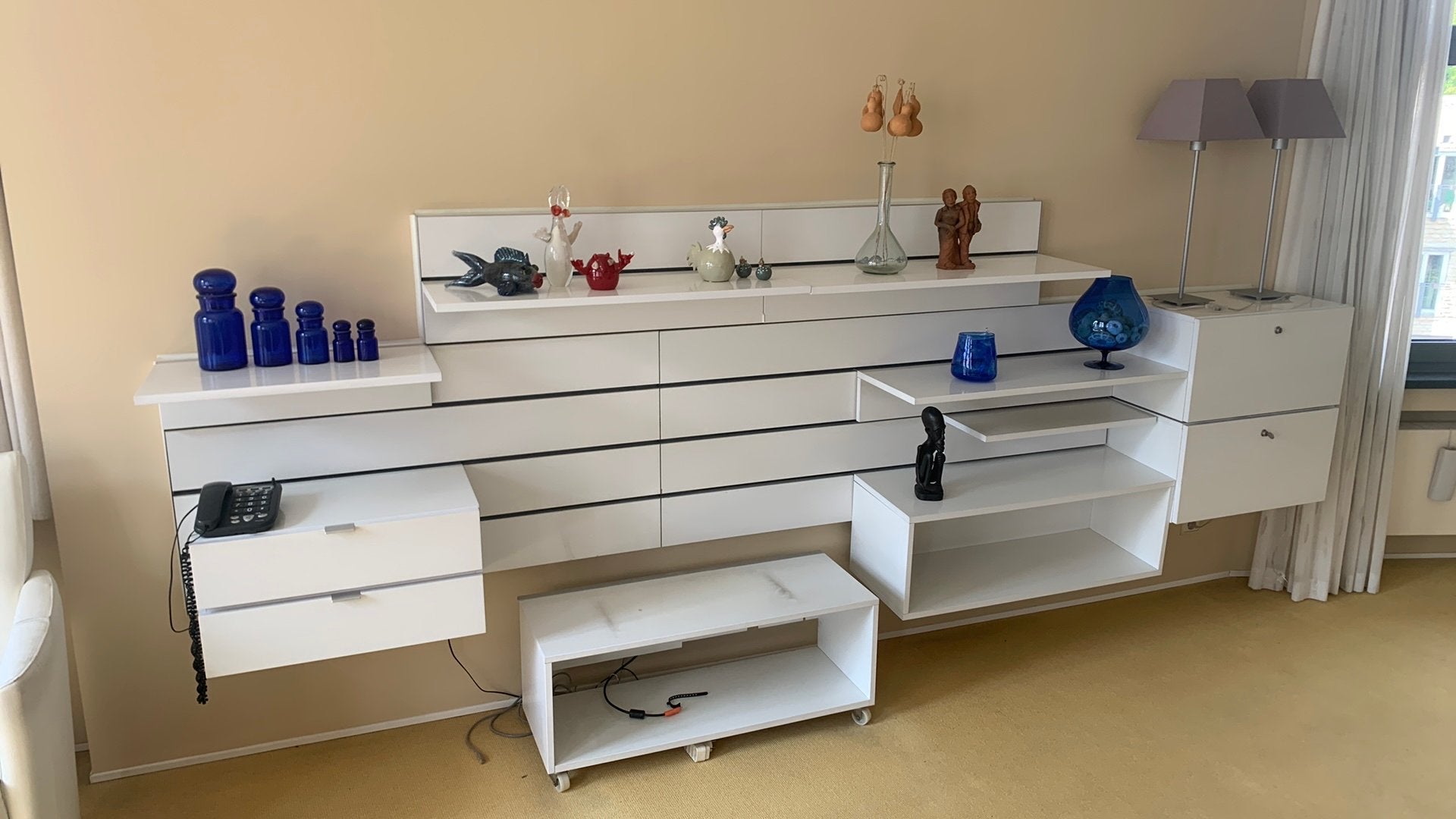 Mooie decoratieve wandkast /wandschabben van 330 lang., Ophalen, Gebruikt, 100 tot 150 cm, Met klep(pen)
