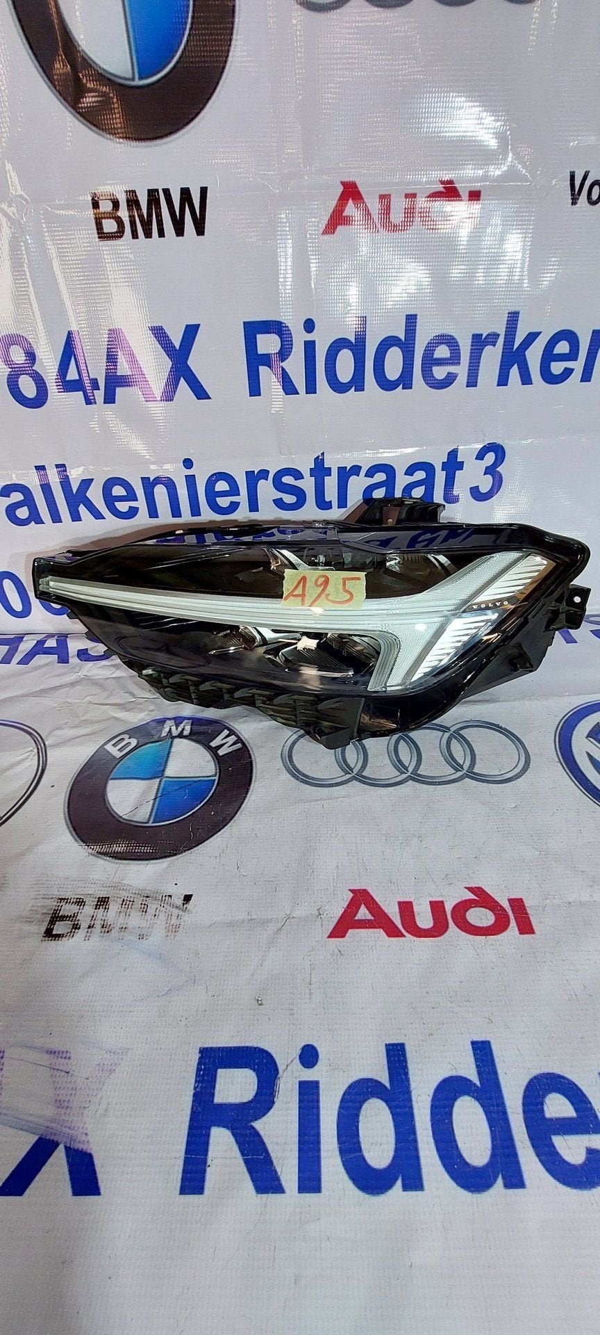 Koplamp Volvo XC60 2 Full Led 32338983 Links 2-J60-5038N, Gebruikt, -, -, Ophalen of Verzenden