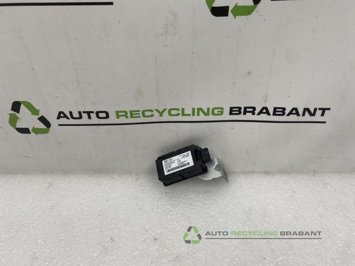 Module gonflage pneus d'un Kia Sorento, -, 3 mois de garantie, Utilisé, -