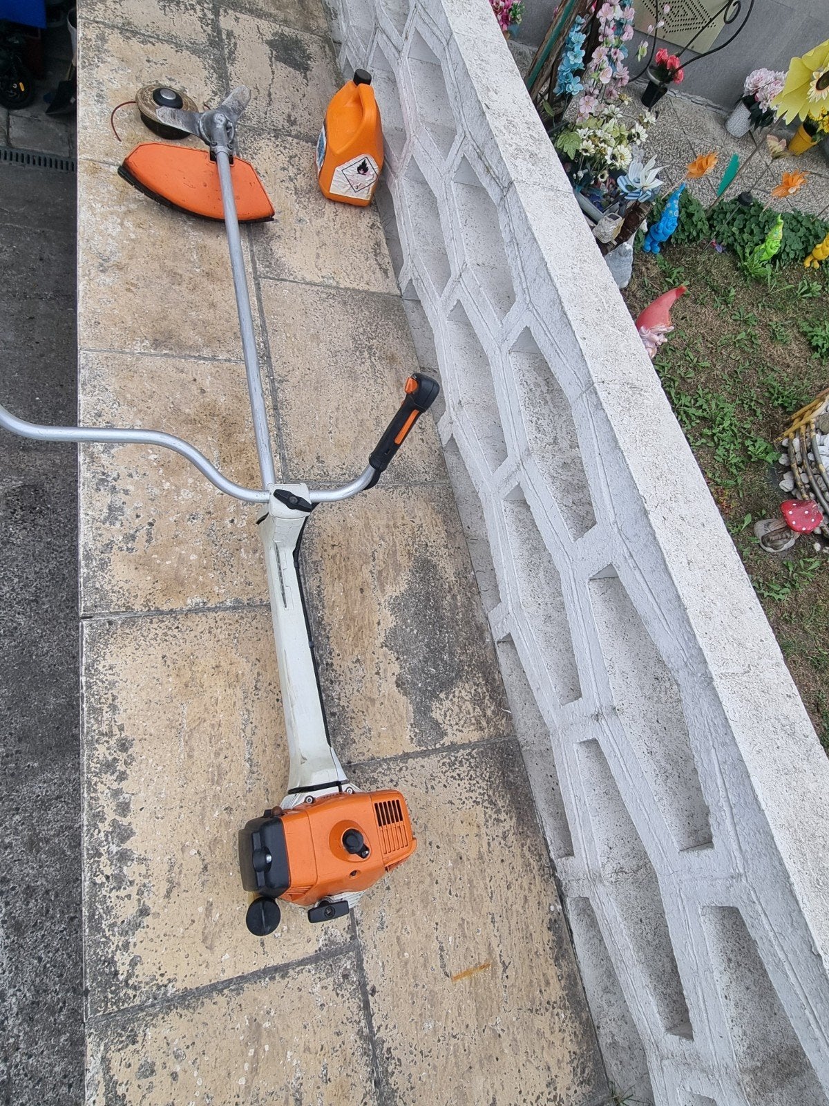debroussailleuse STIHL FS 400, Enlèvement