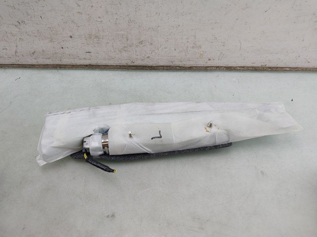 AIRBAG SIEGE Toyota Yaris Cross (PB1 / PJ1) (|739J0K0011|), Kundenbetreuung@toyota.de, Toyota, Utilisé, Toyota-Allee 2
50858  Köln, DE