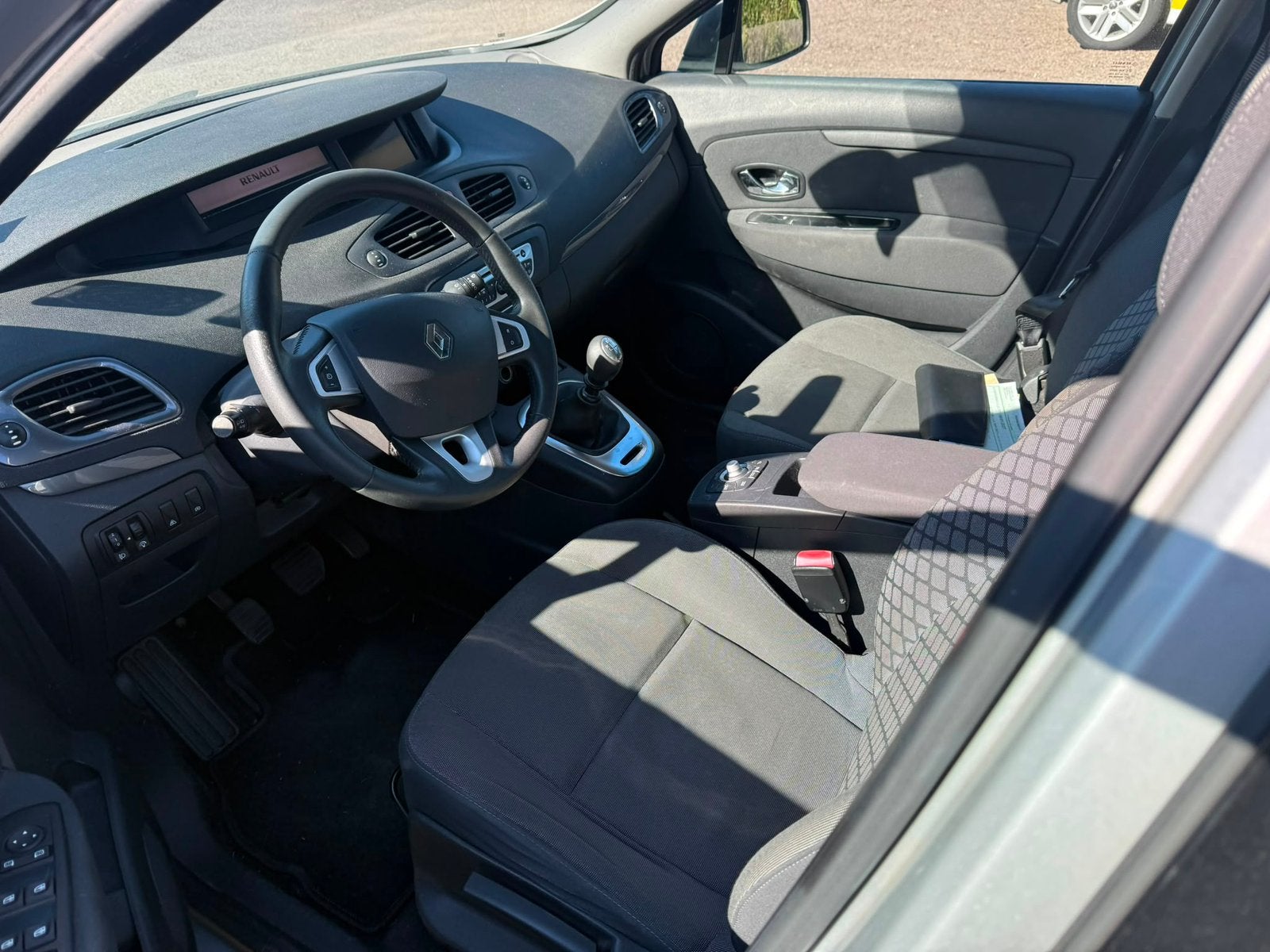 Renault Grand Scenic 1.5 Dci - 5 zit - Airco - Export - 2012, Auto's, Euro 5, Monovolume, Bedrijf, Diesel