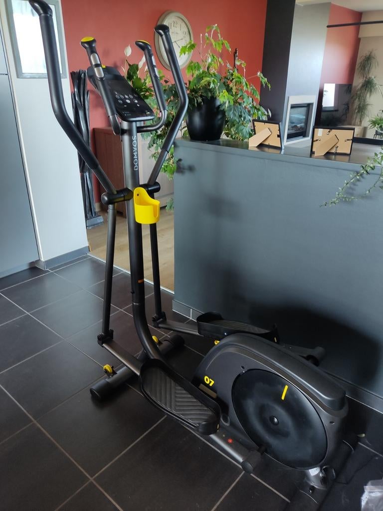 Domyos 500 crosstrainer, Sport en Fitness, Ophalen