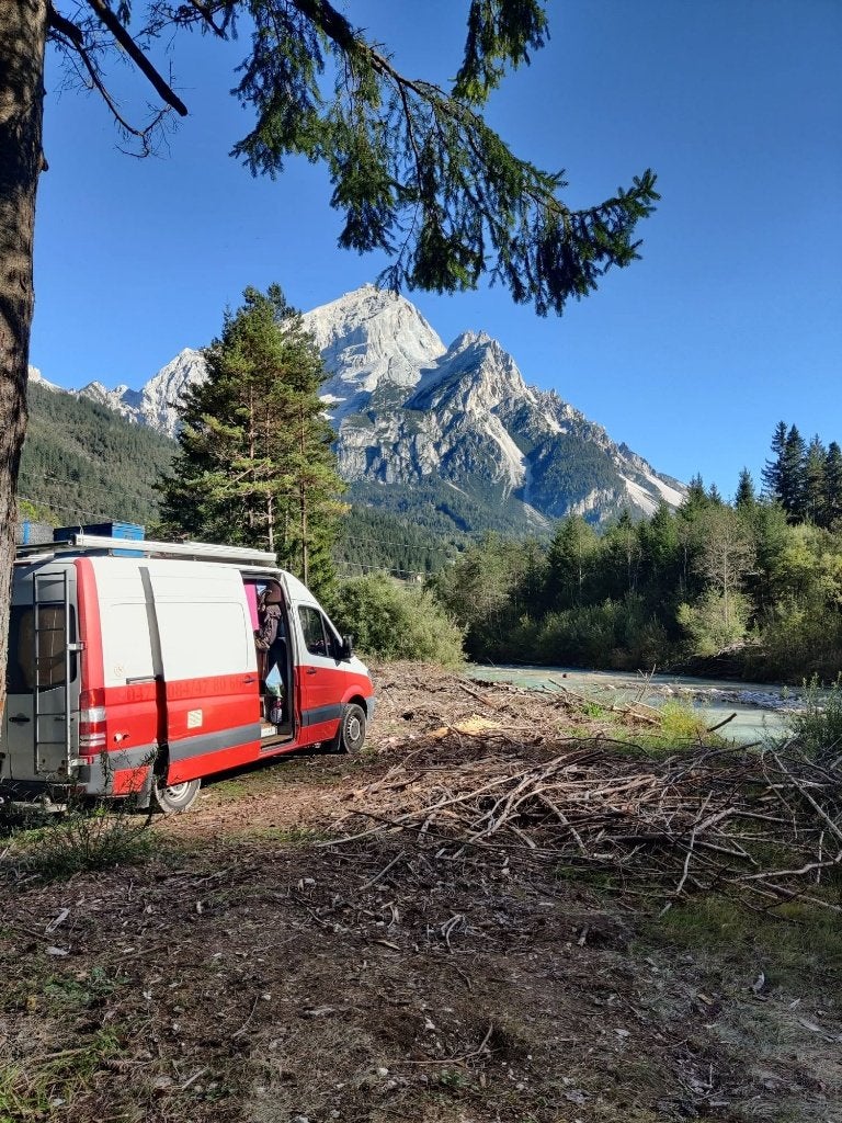 Mercedes Sprinter L2H2 (2011) - Fourgon aménagé, Caravanes & Camping, 5 à 6 mètres, Extincteur, Boîte manuelle, Réservoir d'eau usée