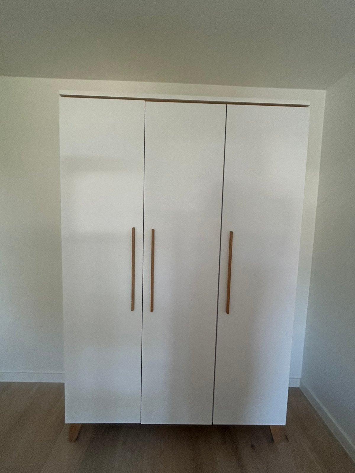 Kinderkleerkast, Ophalen, Gebruikt, 100 tot 150 cm, Met plank(en)