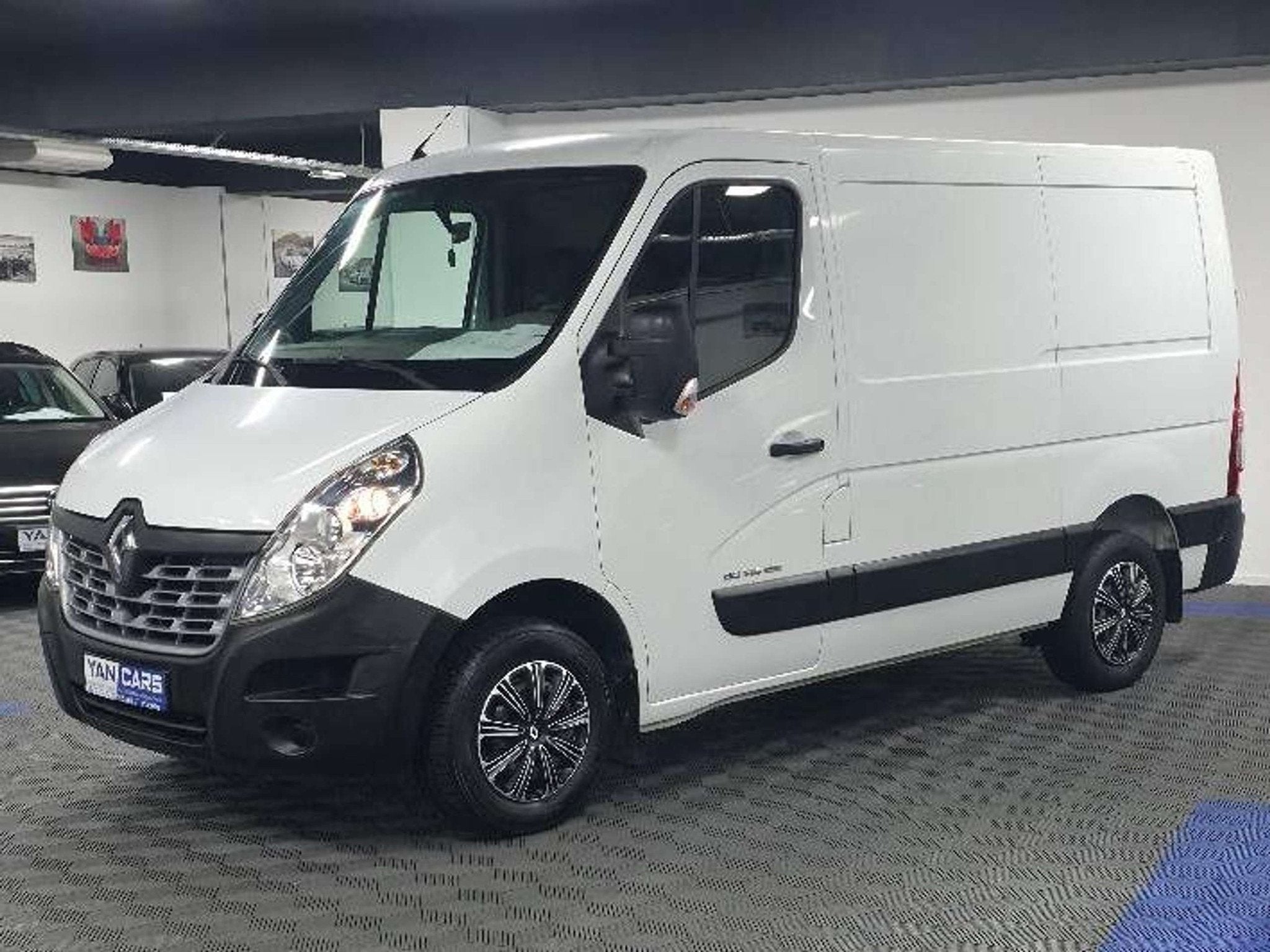 Renault Master 2.3 DCI 145 * L1H1 * GRAND CONFORT * IDEAL VA, Autos, Camionnettes & Utilitaires, Achat, Euro 6, Entreprise, 3 places