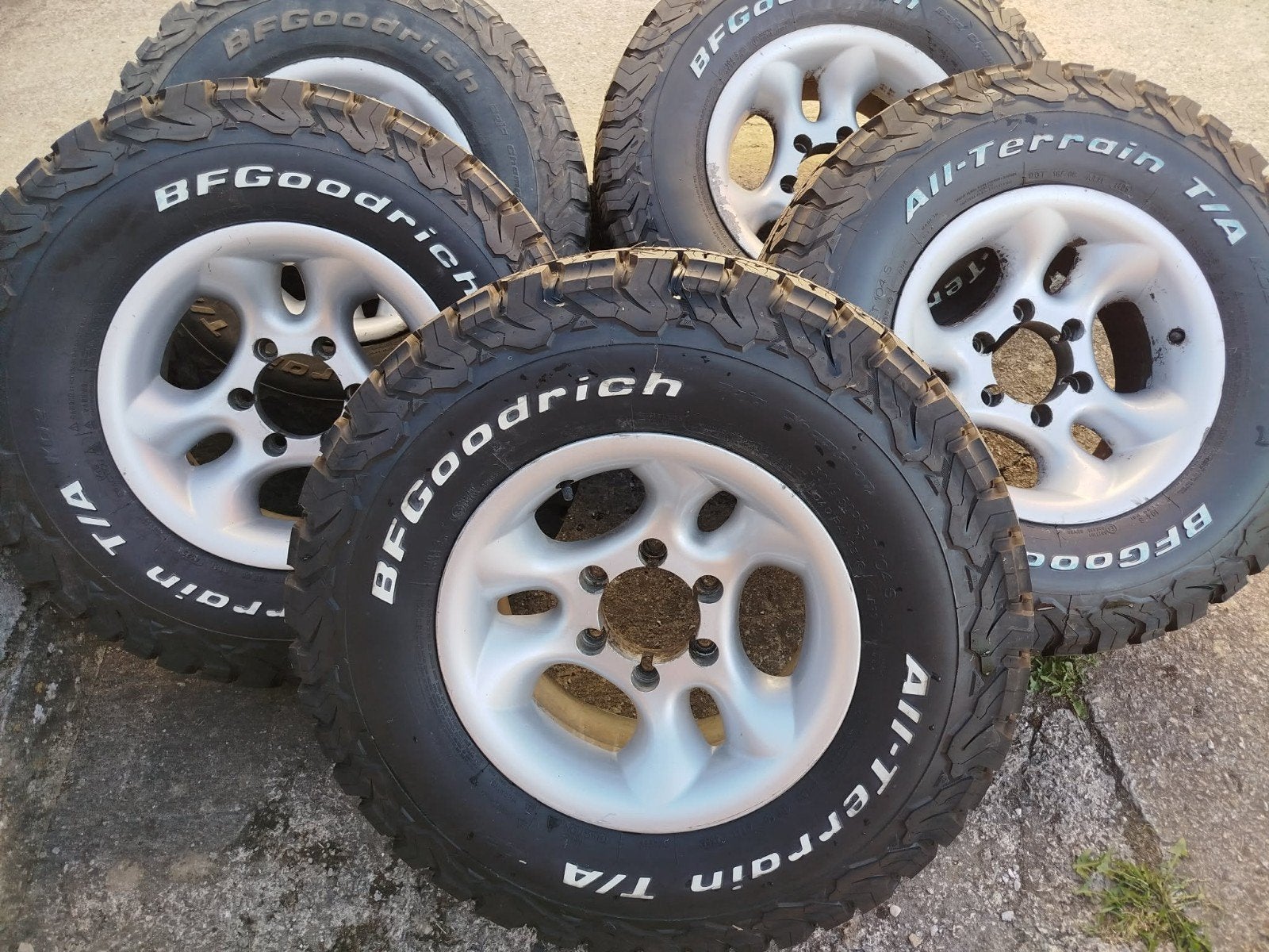 AV Pneus neuf tout terrain, erreur de commande., Autos : Pièces & Accessoires, Pneus & Jantes, Enlèvement, Pneu(s)