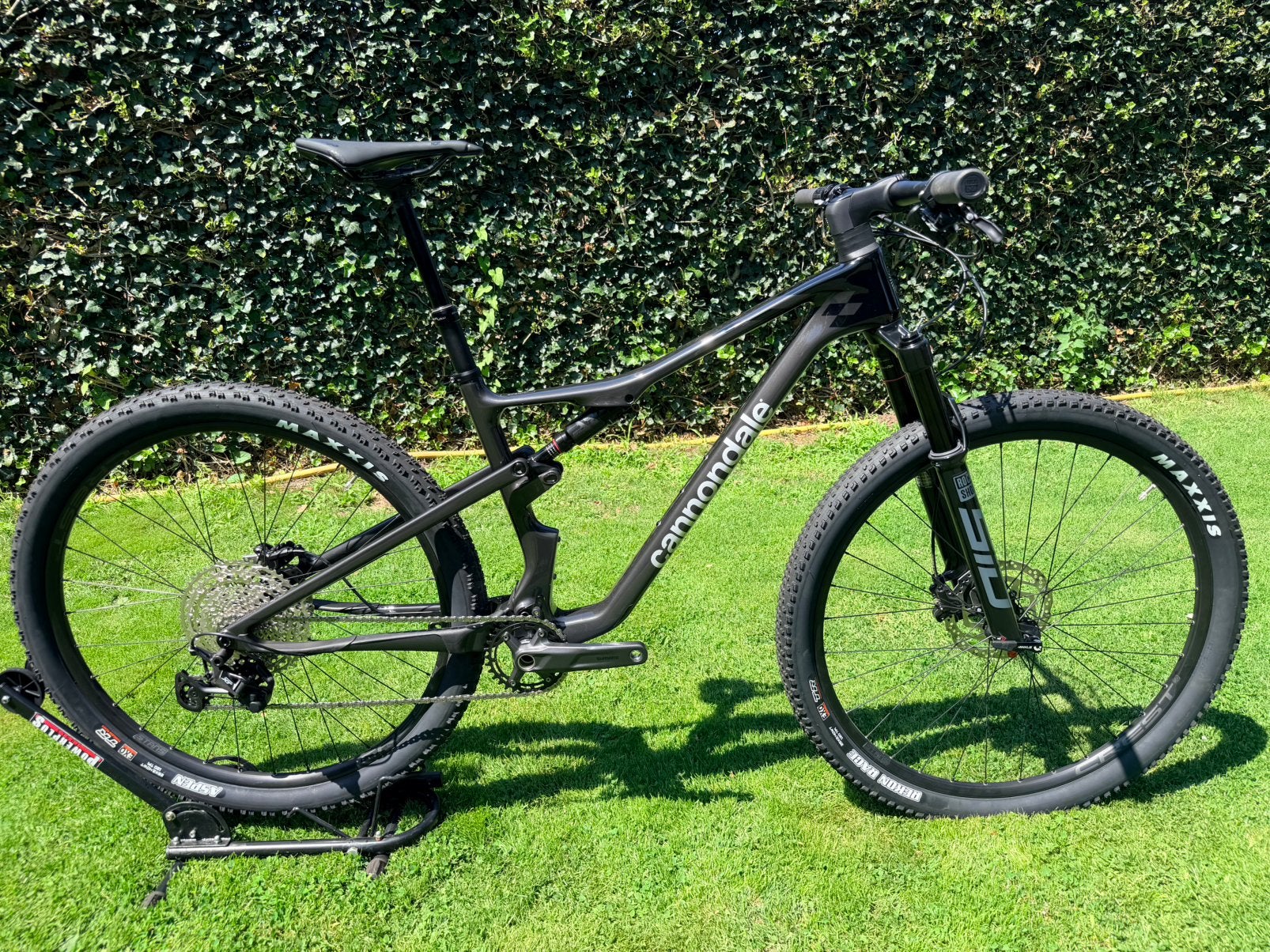 Gloernieuwe Cannondale Scalpel 2025, Fietsen en Brommers, Fietsen | Mountainbikes en ATB, Ophalen, Zo goed als nieuw