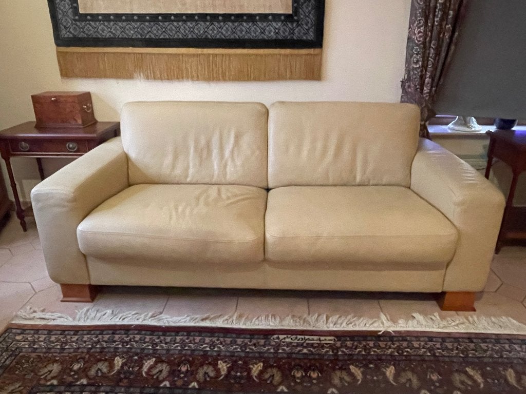 Leder salon 2 1/2 zit plus 2 club zetels, Ophalen, 150 tot 200 cm, Zo goed als nieuw, Rechte bank