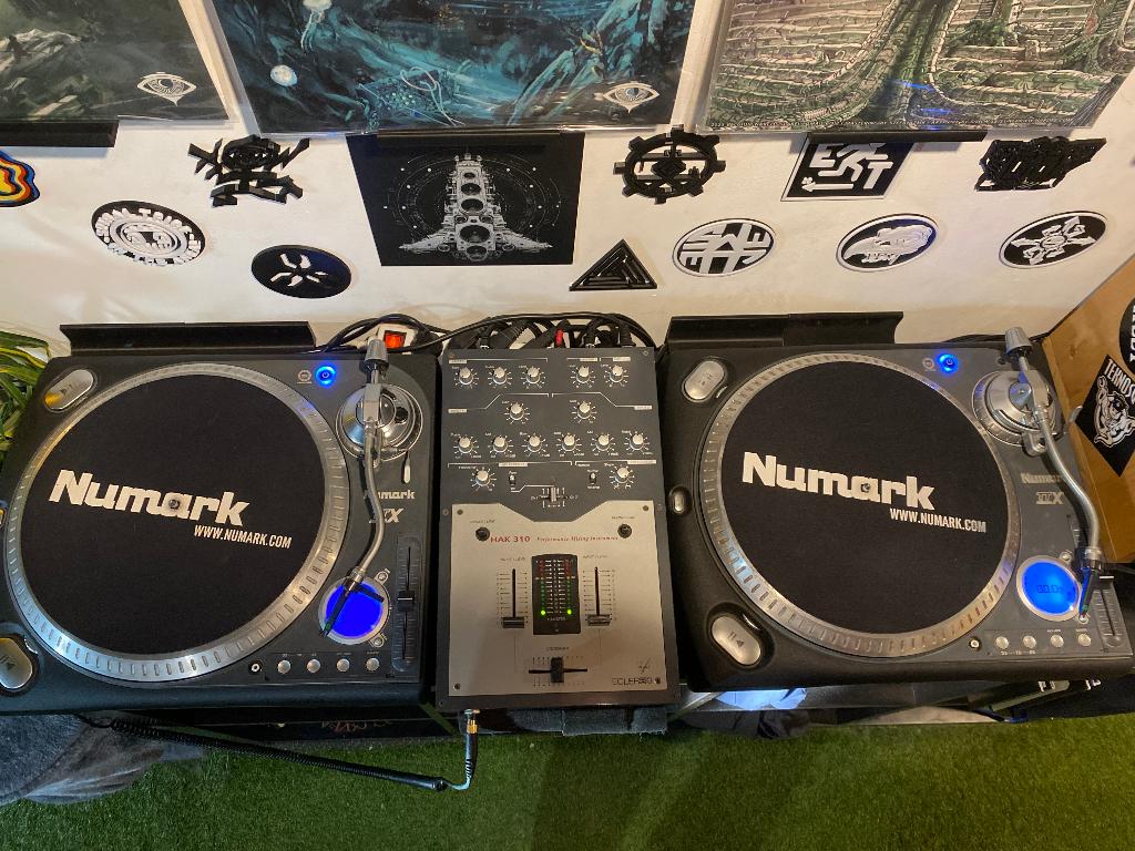 2x Numark TTX Table de mixage Eclere Faders neufs, Ophalen of Verzenden, Gebruikt, Draaitafel, Numark