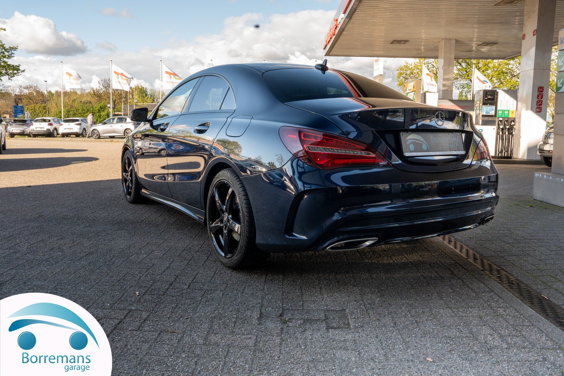 Mercedes-Benz CLA 180 | Navi | Camera | Premium Uitstraling, Auto's, Mercedes-Benz, CLA, 4 cilinders, Parkeersensor, 5 deurs