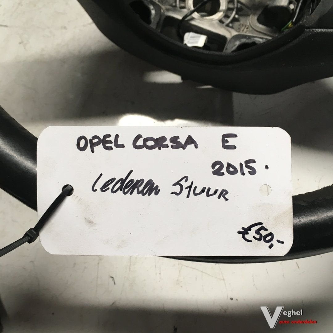 Opel Corsa E 5 drs 1.4B Automaat 2015 2500145 Lederen Stuur, Gebruikt, -, -, Ophalen of Verzenden