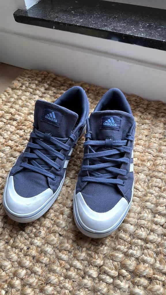 Adidas sneaker blauw -maat42, Ophalen of Verzenden, Zo goed als nieuw