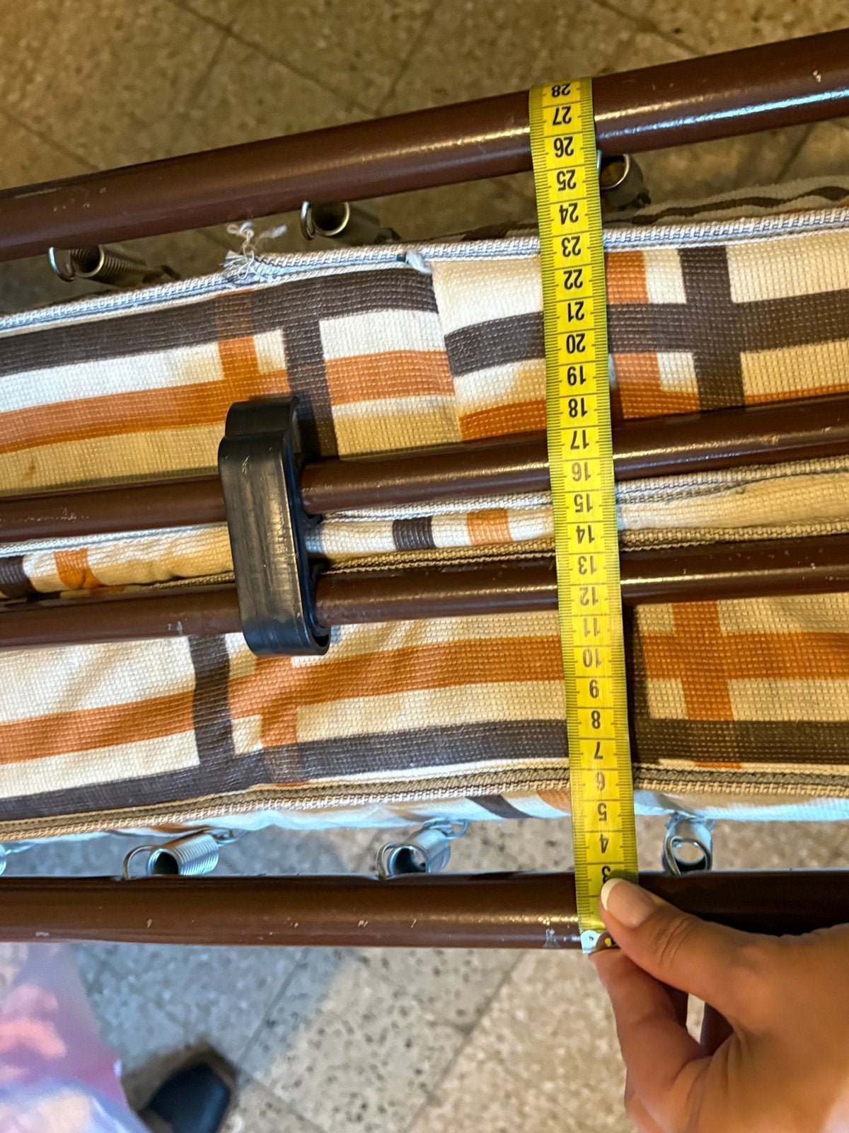 Lit pliable avec matelas. Utilisé une fois, Brun, Métal, 190 cm ou moins, Une personne