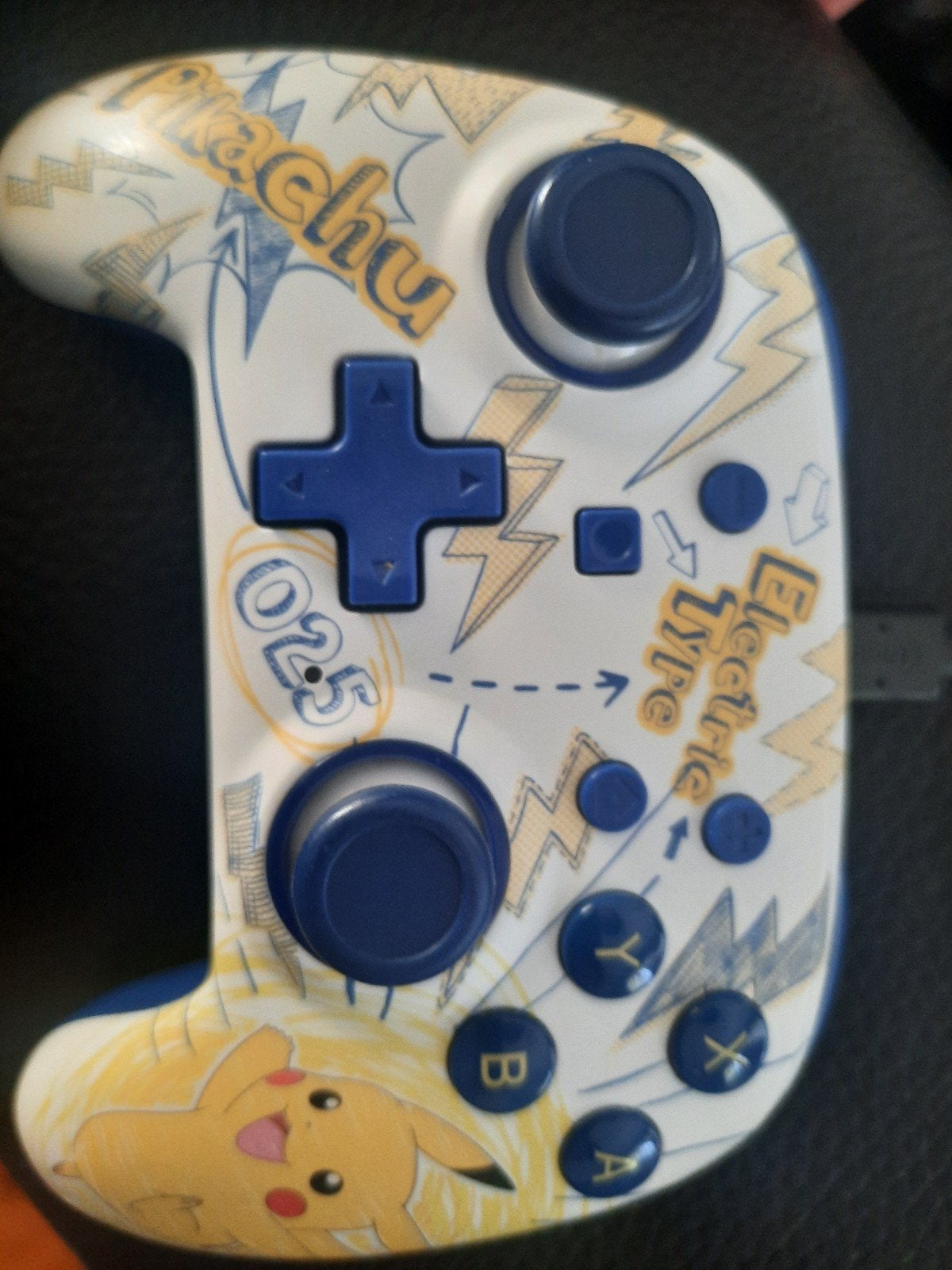 nitendo switch controller Pikachu, Ophalen, Switch