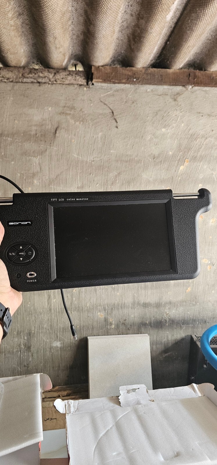 Moniteur de voiture LCD Eonon TFT, Enlèvement