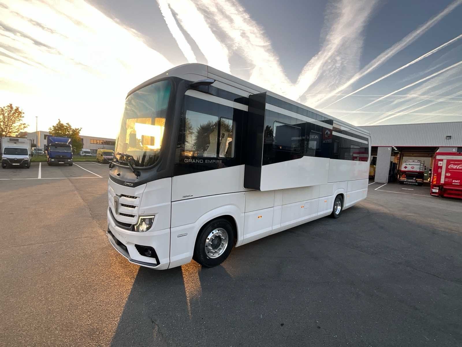 Mercedes-Benz Actros Morelo 2022 - Grand Empire 110 GSO, Autos, Achat, Euro 6, Entreprise, Mercedes-Benz