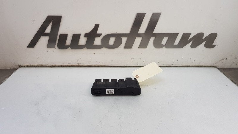 VERDELER BMW 3 serie (F30) (|8638551|12638638551|), Gebruikt, BMW, Petuelring 130
80809  München, DE, Bayerische Motoren Werke AG