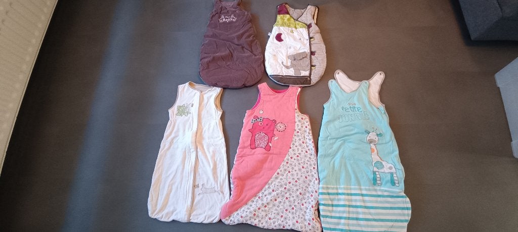 Lot de 5 gigoteuses - sacs de couchage pour bébé, Enfants & Bébés, Enlèvement, Comme neuf, Taille unique