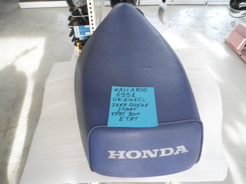 Honda Wallaroo : siège d'origine, Vélos & Vélomoteurs, Pièces de cyclomoteur | Général, Enlèvement, Utilisé, Selle, Honda wallaroo