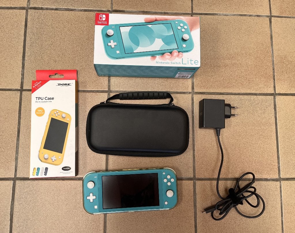 Nintendo Switch Lite Turquoise met opbergdoos, hoes en lader, Enlèvement, Turquoise, Utilisé, Avec housse de protection ou sac
