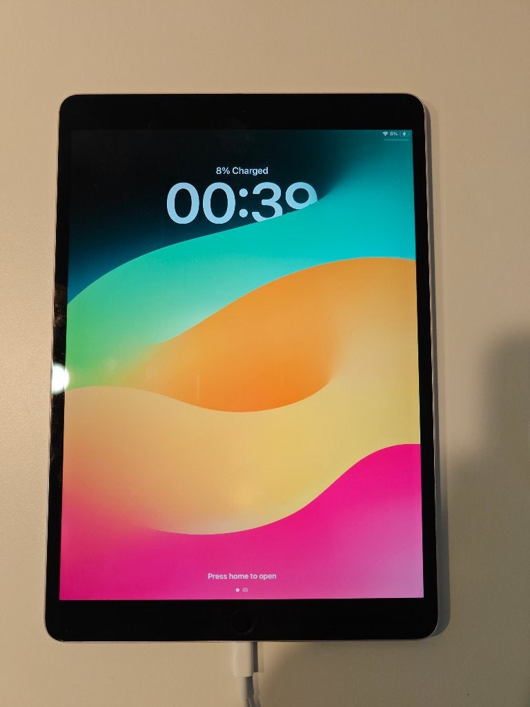 iPad pro 10,5 pouces - 256GB, Informatique & Logiciels, Apple iPad Tablettes, Gris, Enlèvement ou Envoi, 10 pouces, Comme neuf