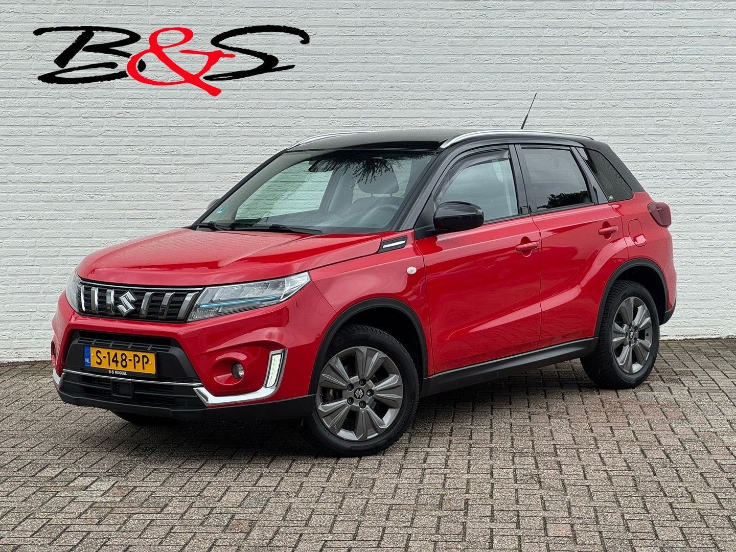 Suzuki Vitara 1.4 Boosterjet Select Smart Hybrid Trekhaak Le, Auto's, Suzuki, Zwart, Start-stop-systeem, Bedrijf, Handgeschakeld