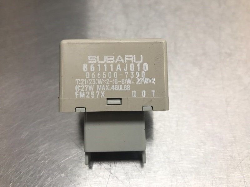 DIVERSEN Subaru Legacy Wagon (BR) (|86111AJ010|), Gebruikt, Subaru