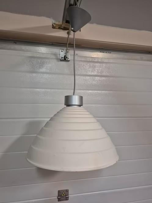 Lampe massive, Enlèvement