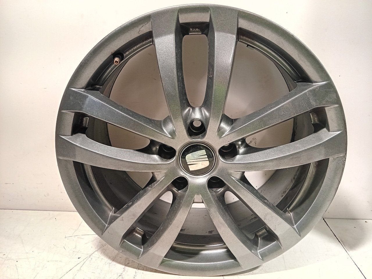 Velg Seat Leon, Auto-onderdelen, Onderdelen@venauto.nl, Van der Ven Autorecycling B.V., Gebruikt, Ettenseweg 76, 4706 PB Roosendaal, The Netherlands